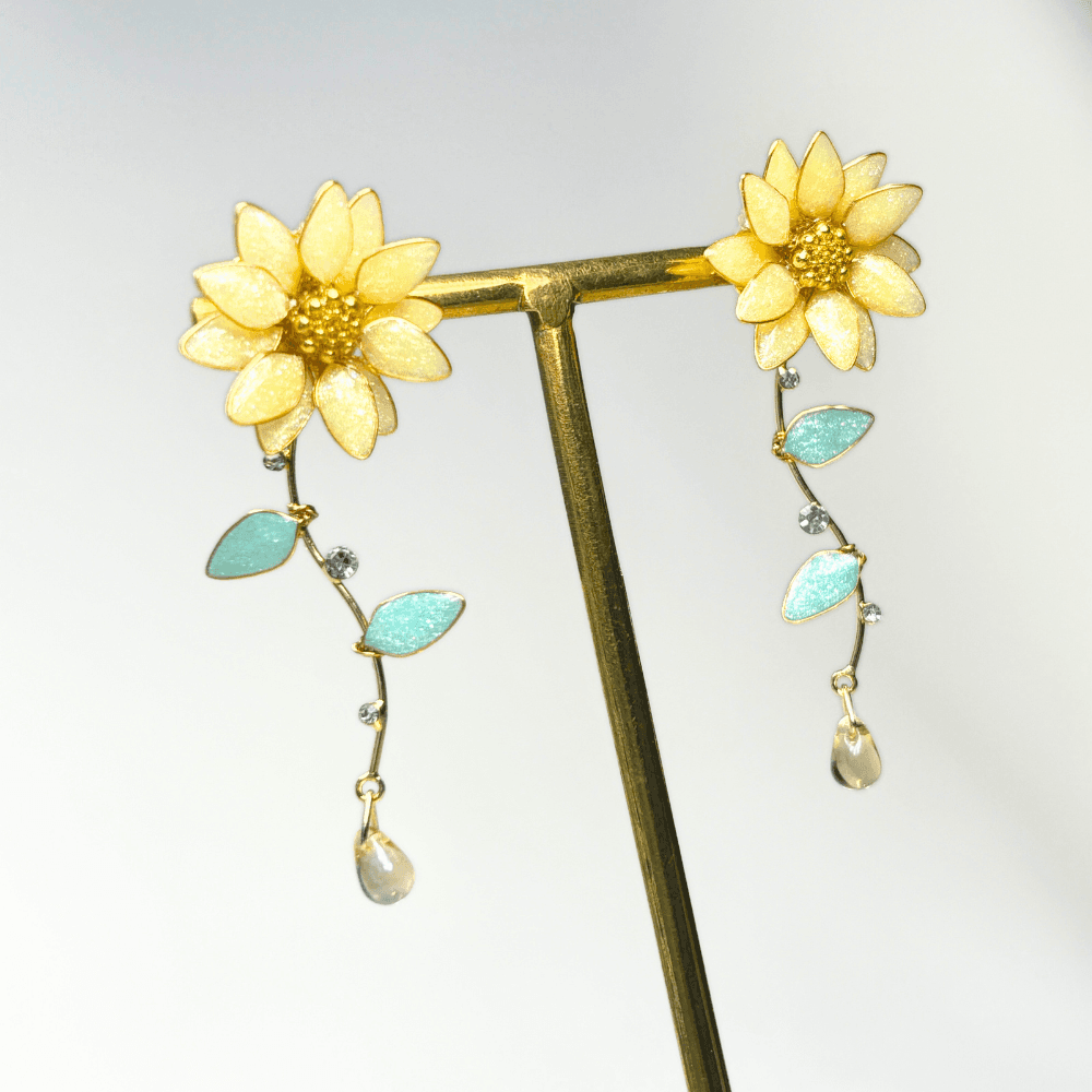 【ひまわり2wayイヤリングとネックレスセット】アレルギー対応/レジン×ワイヤー/夏アクセサリー/キラキラ輝く/受注製作 | 8枚目